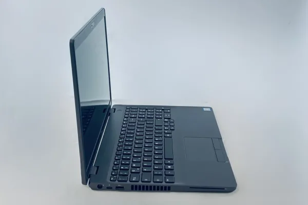 Dell Latitude 5500 i5 8GB 256GB używany &ndash; TeleFan