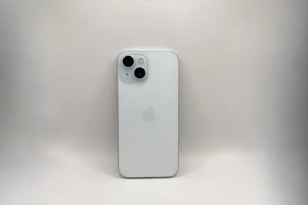 iPhone 15 Pro używany biały &ndash; TeleFan